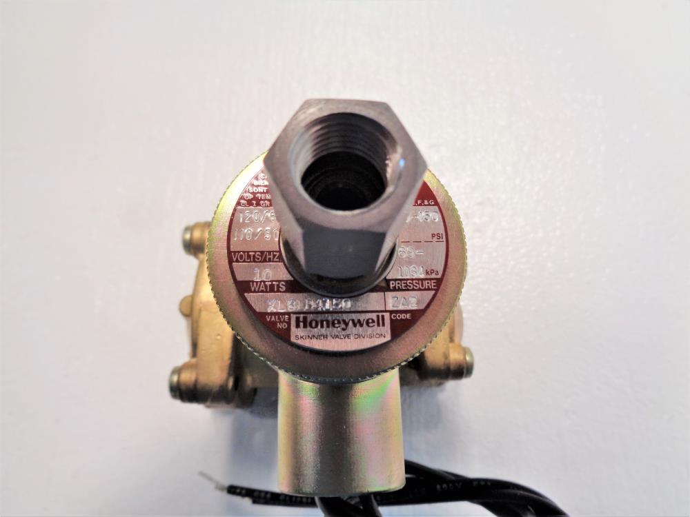 Honeywell Skinner 1/2" NPT 3-Way Solenoid Valve, Brass XL6LB4150